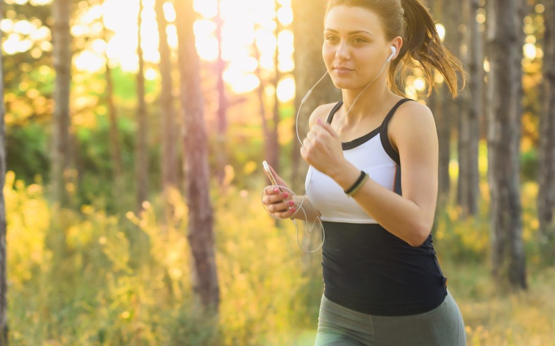 How to avoid injuries when running, 5 easy tips that’ll help beginners and expert runners.